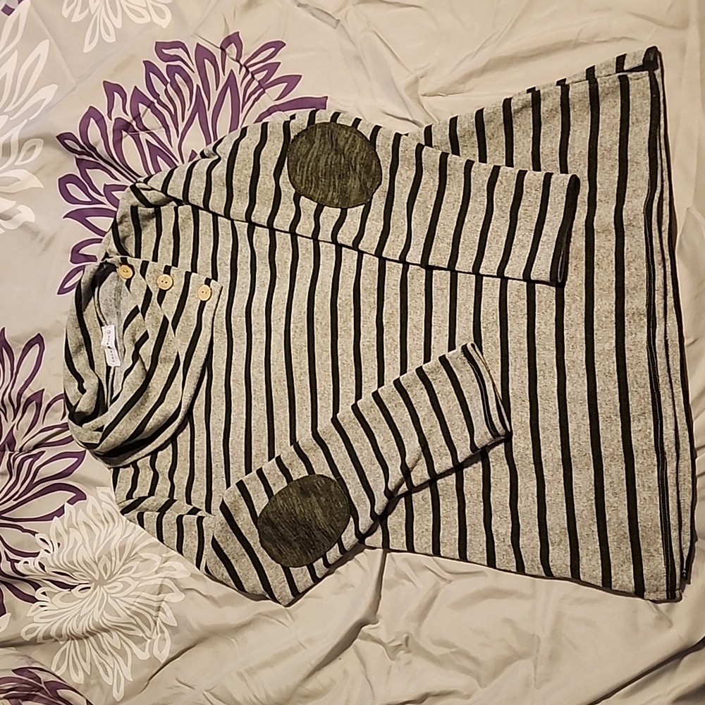 Turtleneck top
